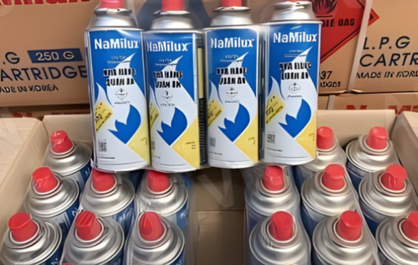 Phát Triển Mạng Lưới và Đầu Tư Công Nghệ