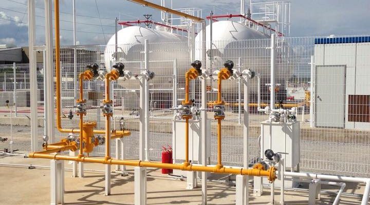 Những Nhà Máy Nên Thi Công Hệ Thống Gas
